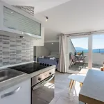 דירה Modernes Studio-apartment Nur 100 Meter Zum Mit Traumhaften Meerblick *