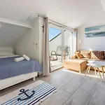 Modernes Studio-apartment Nur 100 Meter Zum Mit Traumhaften Meerblick *