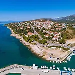 דירה Modernes Studio-apartment Nur 100 Meter Zum Mit Traumhaften Meerblick *