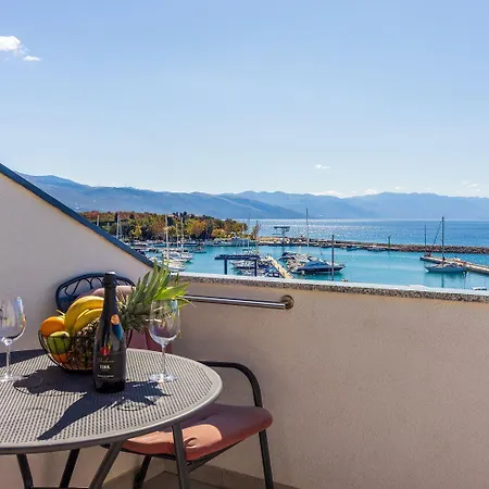 Modernes Studio-apartment Nur 100 Meter Zum Mit Traumhaften Meerblick Διαμέρισμα