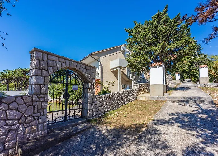Modernes Studio-apartment Nur 100 Meter Zum Mit Traumhaften Meerblick *