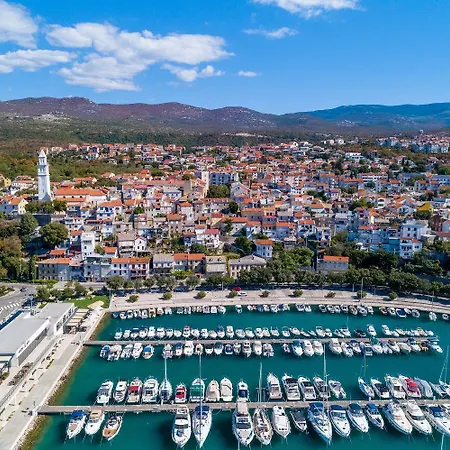 Lejlighed Modernes Studio-apartment Nur 100 Meter Zum Mit Traumhaften Meerblick Novi Vinodolski